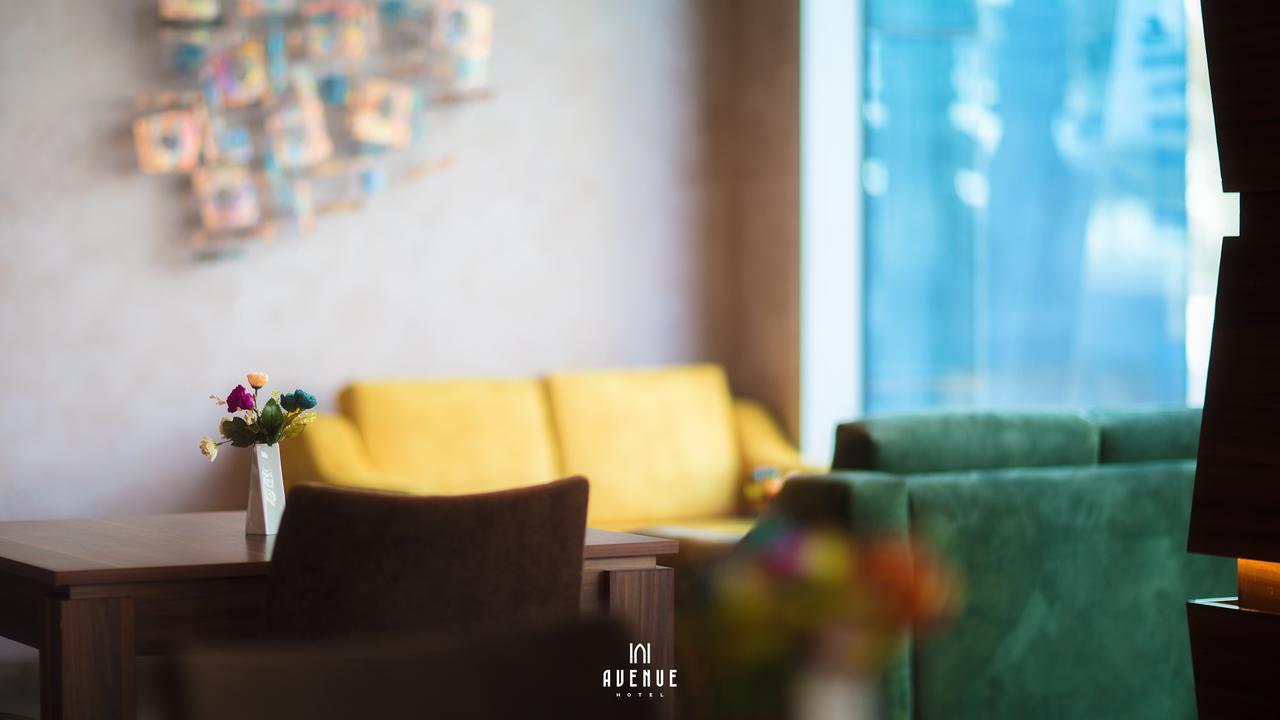 Avenue Hotel Bakoe Buitenkant foto